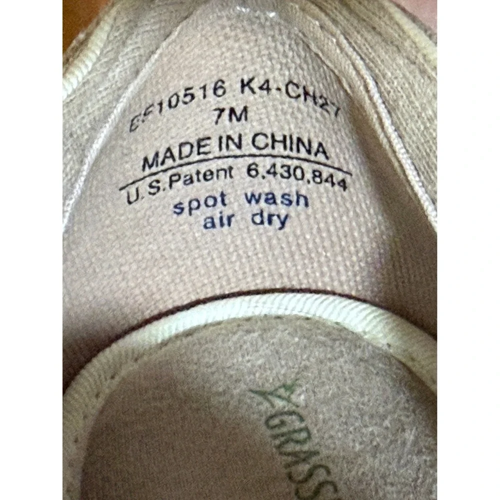 Grasshoppers by Keds Womens 7M Gray Canvas Slip-On Loafers Striped‎ ~ Sanitized